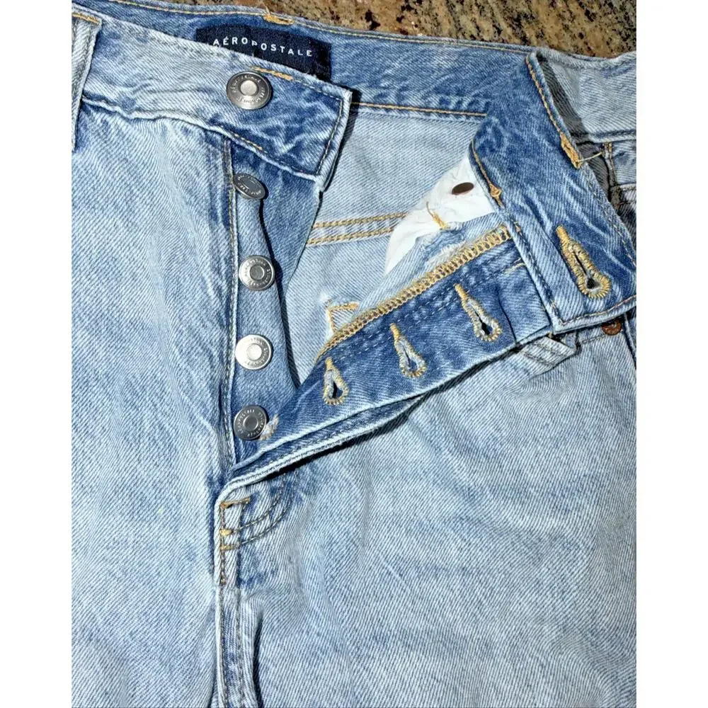 Aeropostale 90’s Baggy Jeans Light Wash Distressed Button Fly Size 8